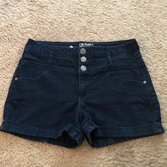 Cute shorts! - Picture 1 of 3
